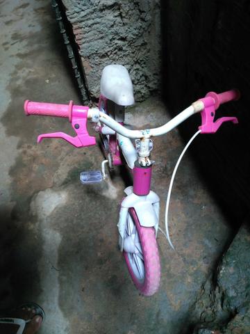 Bicicleta infantil Barbie aro 12