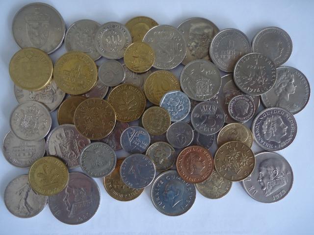Coleção 50 moedas estrangeiras para colecionadores
