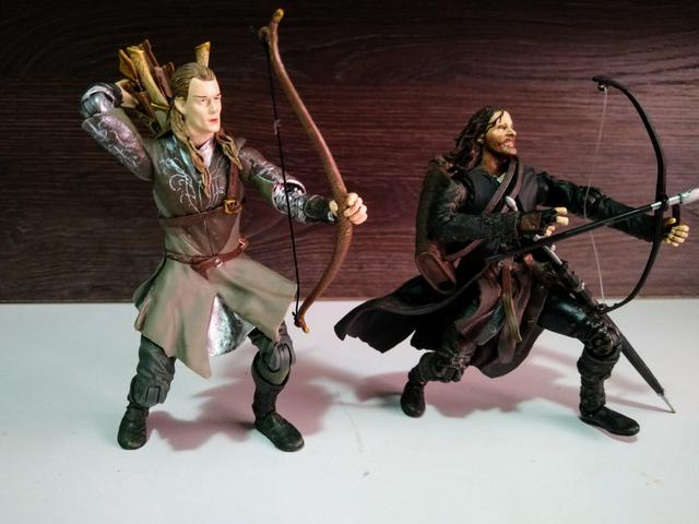 Figures Legolas e Aragorn do Senhor dos Anéis da Toy Biz
