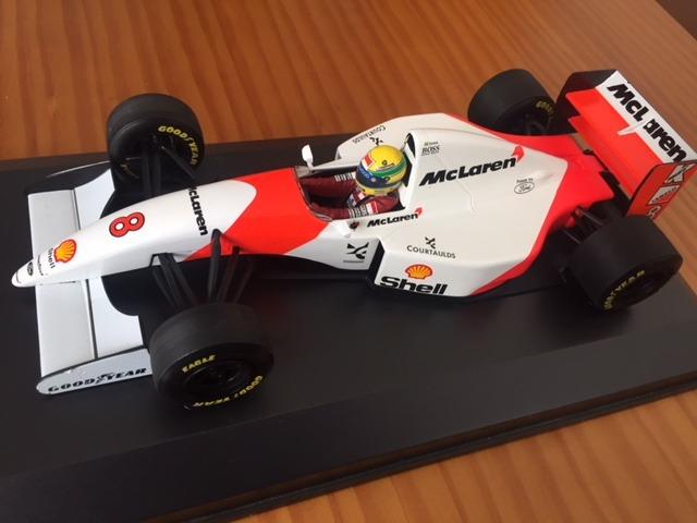 McLaren Mp4/8 Ayrton Senna Minichamps 1:18