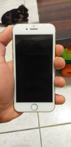 Troco iPhone 8 64gb por 7 plus