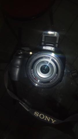 Vendo sony cybershot dsc hxx optical zoom 20.4