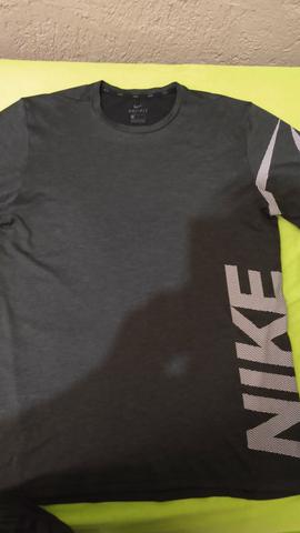 Camisa Nike Dry Fit P/Corrida