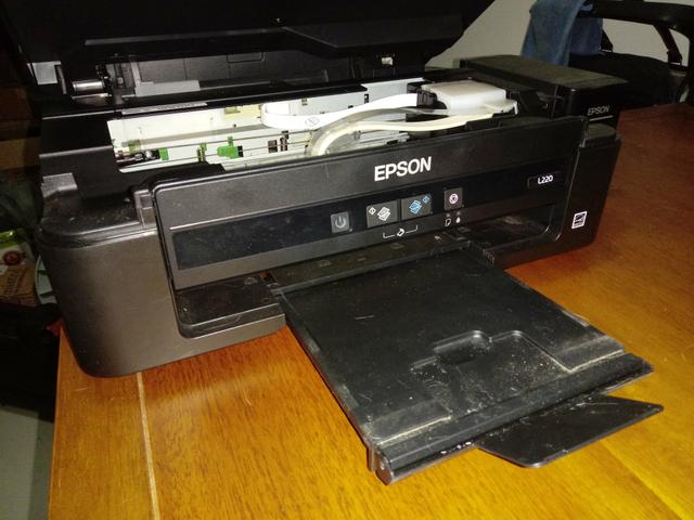 Multifuncional Epson L220 para retirada de peças