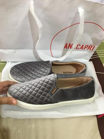 Slip on anacapri