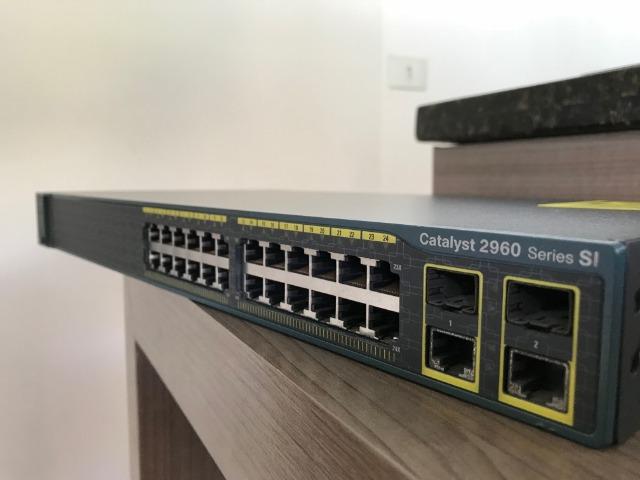Switch Cisco Catalyst  Series SI