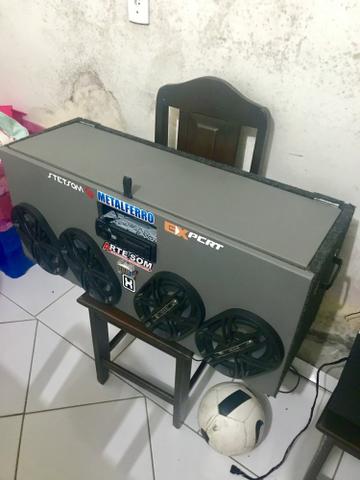 Vendo som automotivo