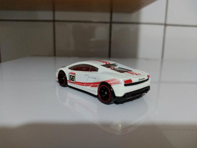 Miniatura hot Wheels Lamborghini Speed machines