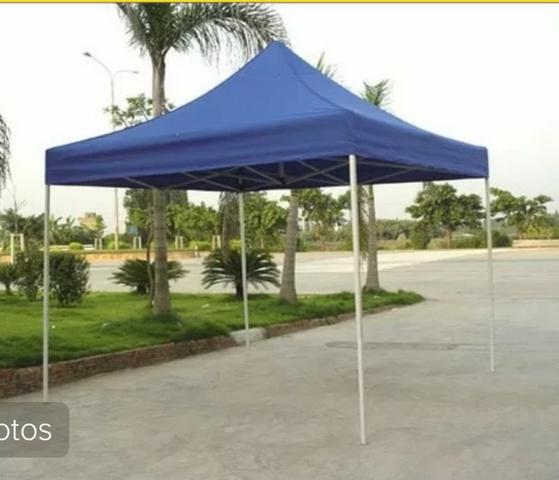 Vendo Tenda Sanfonada 2x2 azul com proteção UVA UVB