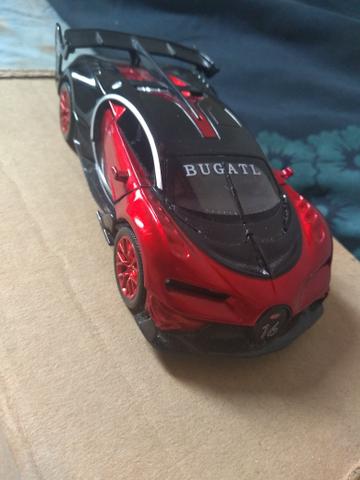 Bugatti xyrom Mini carro