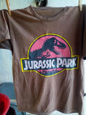 Camisa tema Jurassic Park