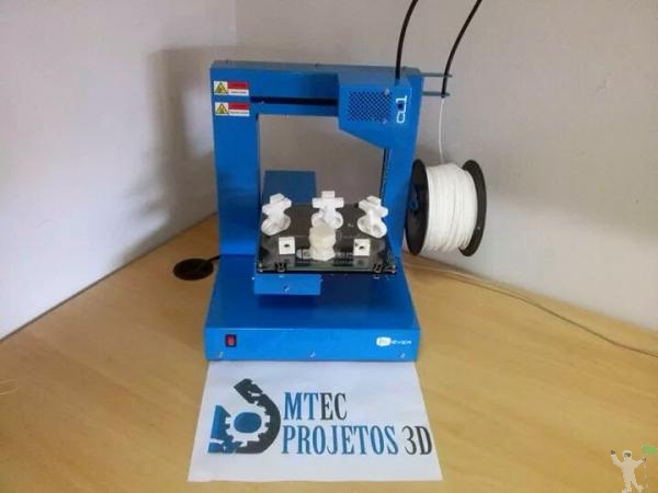 Impressora 3D Semi Nova