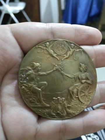 Medalha Comemorativa De Bronze