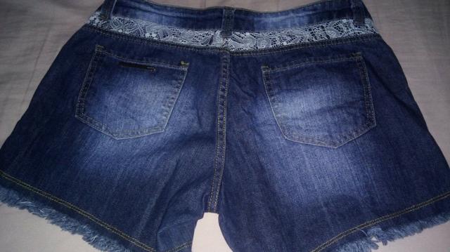 Shortinho jeans super novo pra vender logo