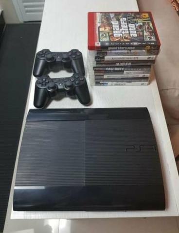 PS3 SUPER SLIM 500GB + 16 Jogos 2 Controles