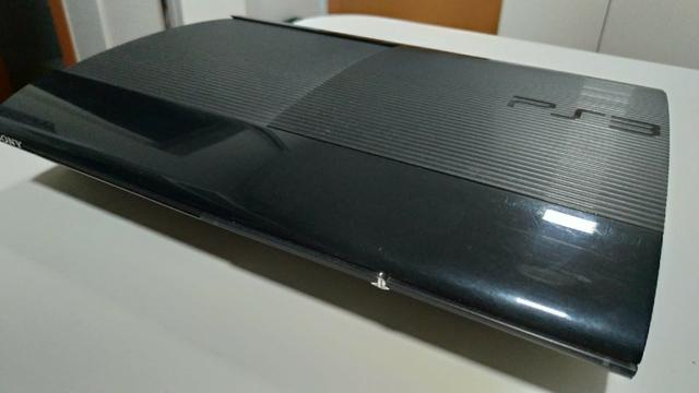 PS3 Slim 500GB (Pouco usado e conservadíssimo)