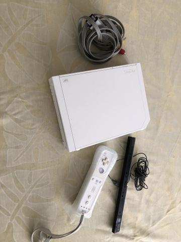 Wii completo com 6 jogos originais