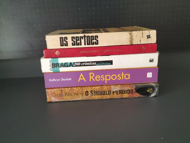 Livros (10 reais cada)