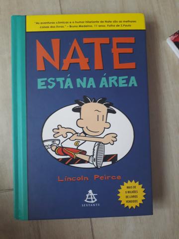 Vendo livro Nate está área