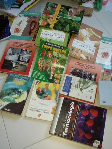 Vendo livros na área de saúde valor bem abaixo do que foi