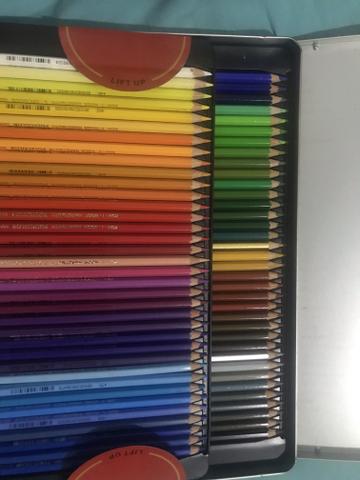 Lápis de cor Koh-i-noor Polycolor 72 cores - embalagem lata