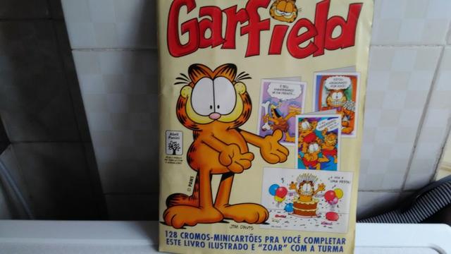 Álbum Garfield  Abril Raro