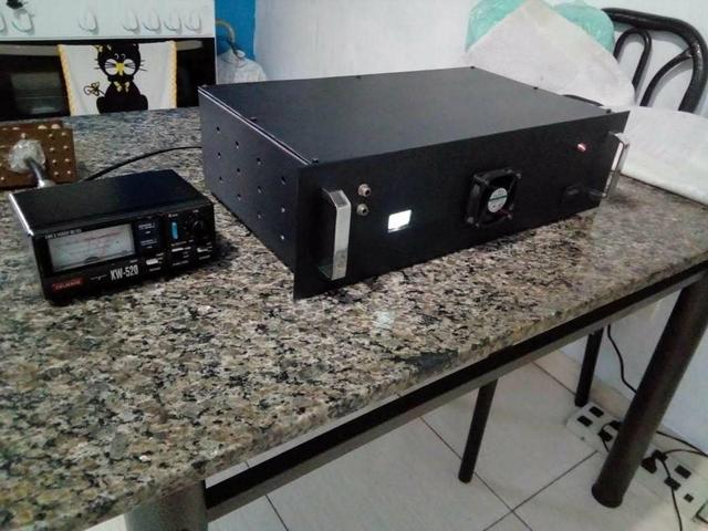 Transmissor FM stereo com pll