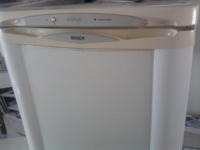 Geladeira BOSCH 315 litros frost free - OPORTUNIDADE