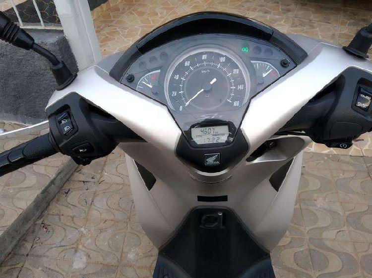 Honda Sh 150i/DLX