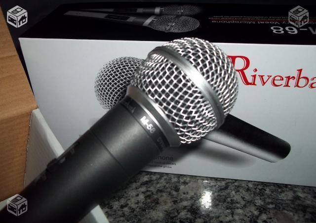 Microfone Com Fio Profissional M-68 Marca: Riverbank