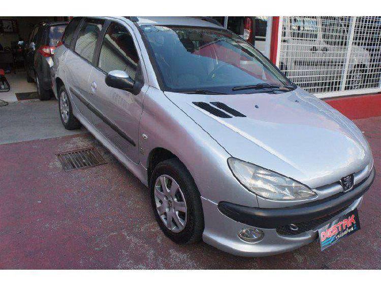 Peugeot 206 Presence 1.4/ 1.4 Flex 8v 3p