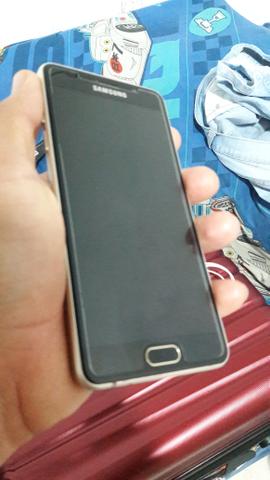 Samsung galaxy a dourado