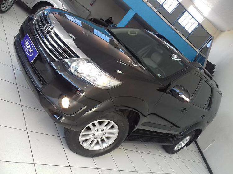 Toyota Hilux Sw4 Sr 4x2 2.7/ 2.7 Flex 16v Aut.