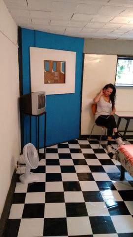 Belo quarto e Sala Cozinha e banheiro em Barra de Guaratiba