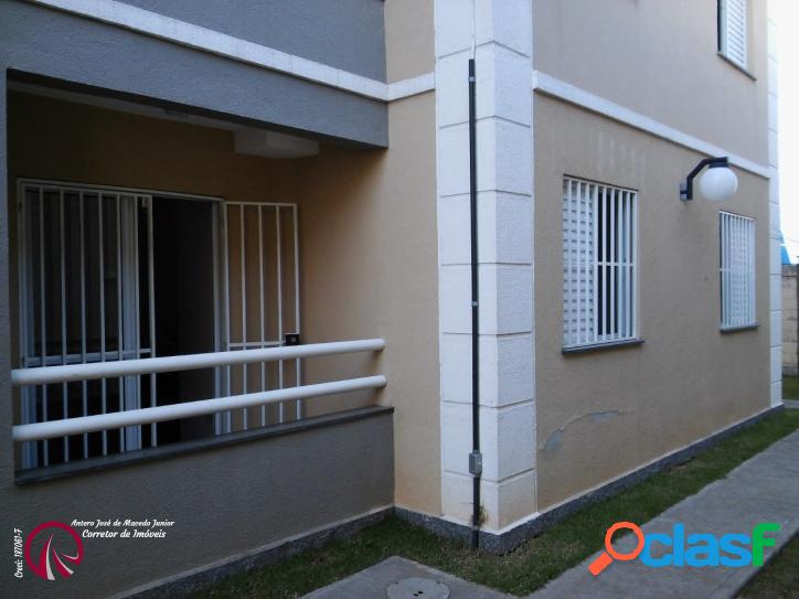 Apartamento com 02 dormitórios em Jundiapeba