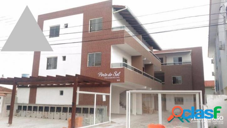 Apartamento com amplo comércio nas redondezas