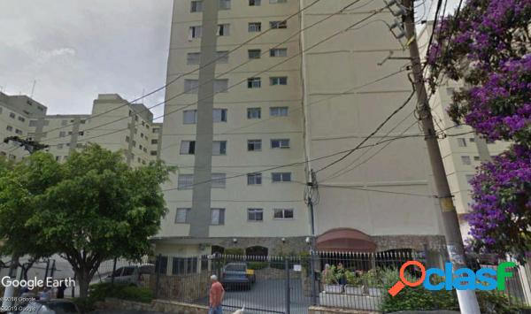 Apartamento na Vila Monumento com vaga na garagem - LEILÃO