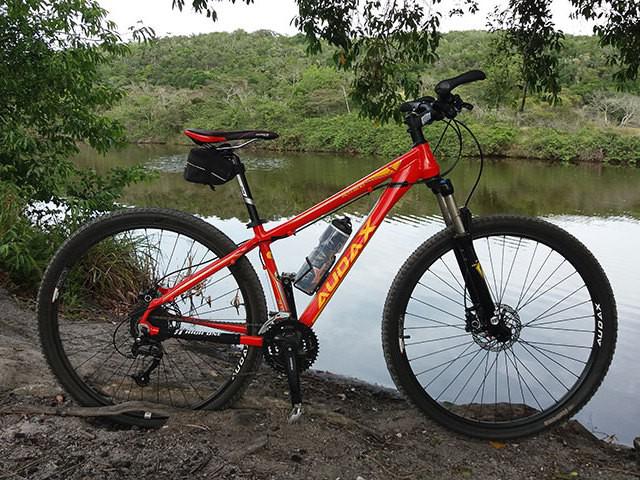 Audax ADX 200