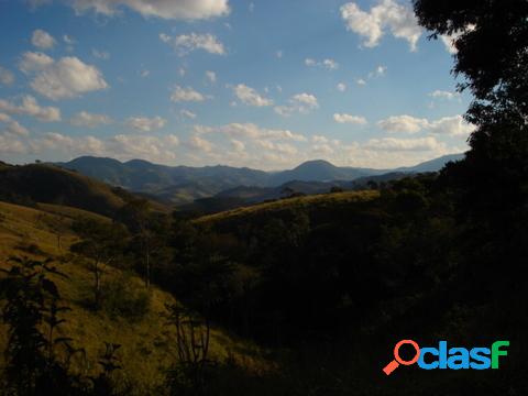 Brasópolis-MG - Fazenda com 90 Alqueires