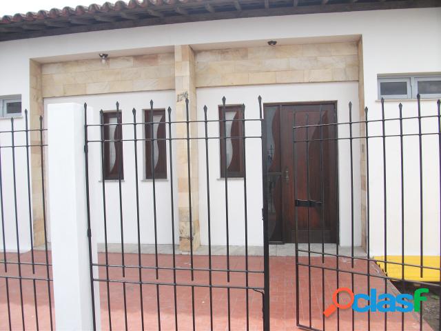 Casa - Aluguel - Feira de Santana - BA - Barroquinha