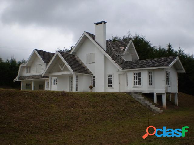 Casa - Venda - Campos do Jordão - SP - Condominio Iporanga