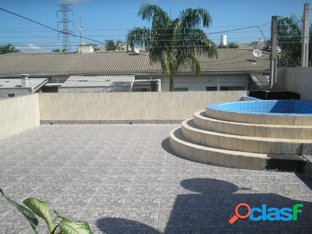 Casa - Venda - Jacarei - SP - Centro