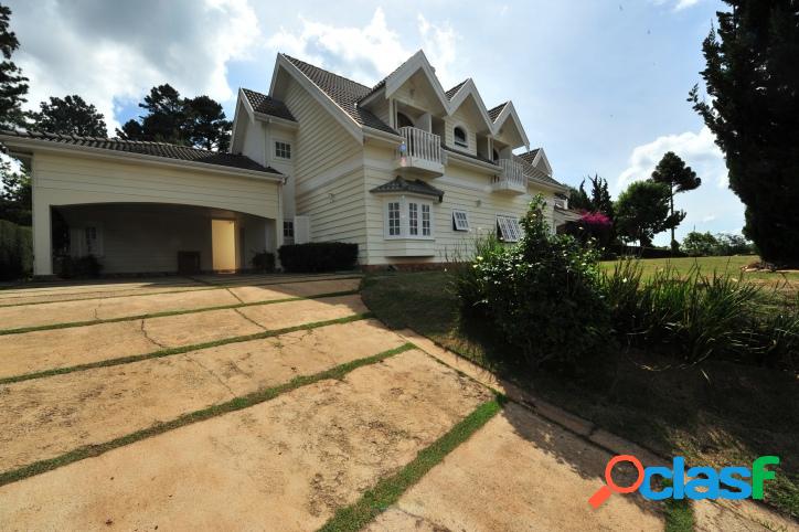 Casa com linda Vista Panorâmica.
