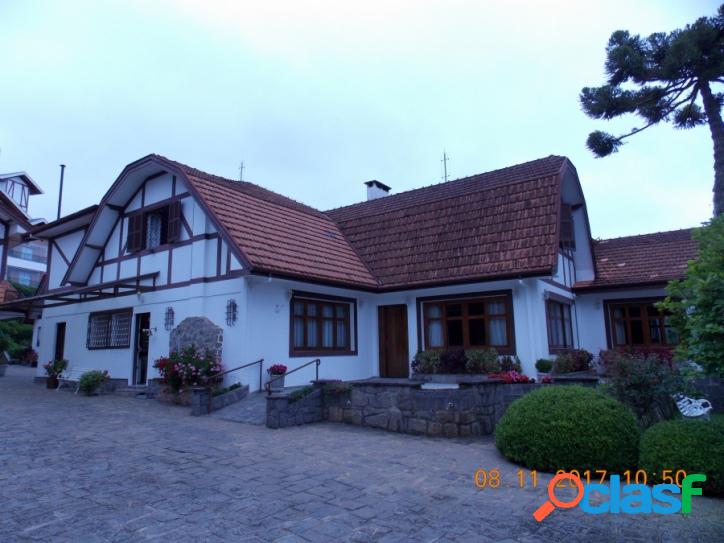Casa no centro de Capivari.