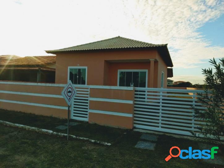 Casa nova em condomínio!