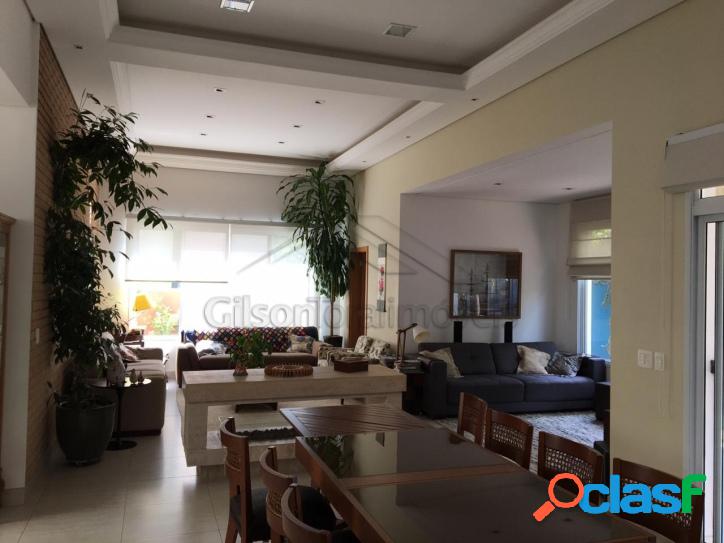 Casa térrea em Alphaville, 3 suítes