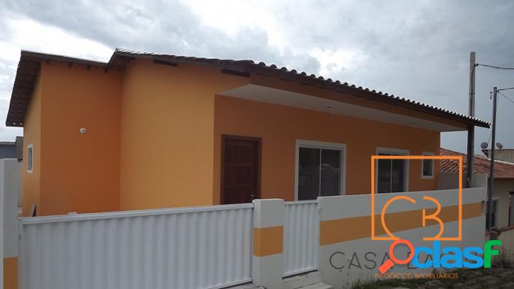 Excelente casa com 3 quartos sendo 1 suíte no Cisne Branco