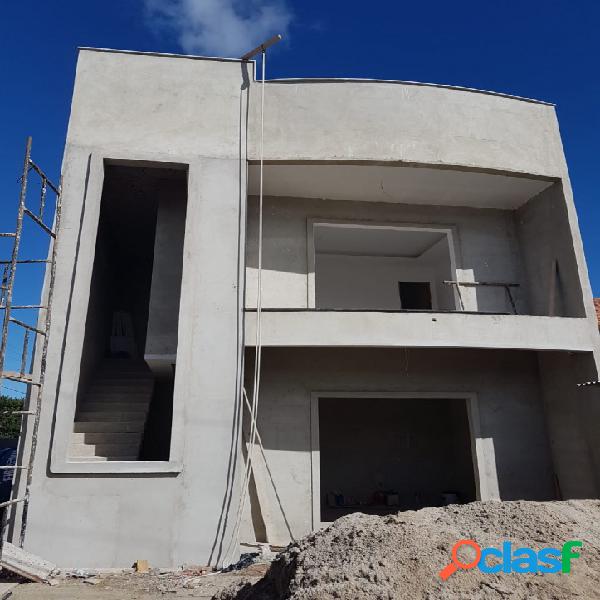 Excelente casa duplex em condomínio !!!