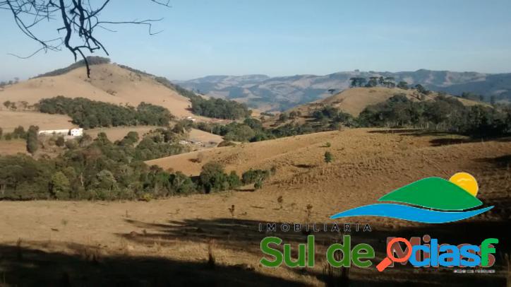 FAZENDA À VENDA