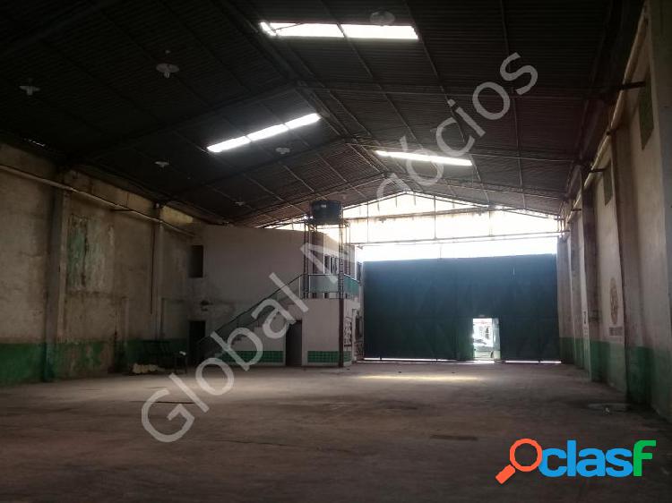 Galpão com 714 m2 em Belém - Marco por 900 mil à venda